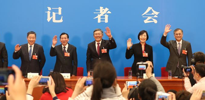 慧聪刘小东亮相百度AI大会 详解科技产业智能小程序生态